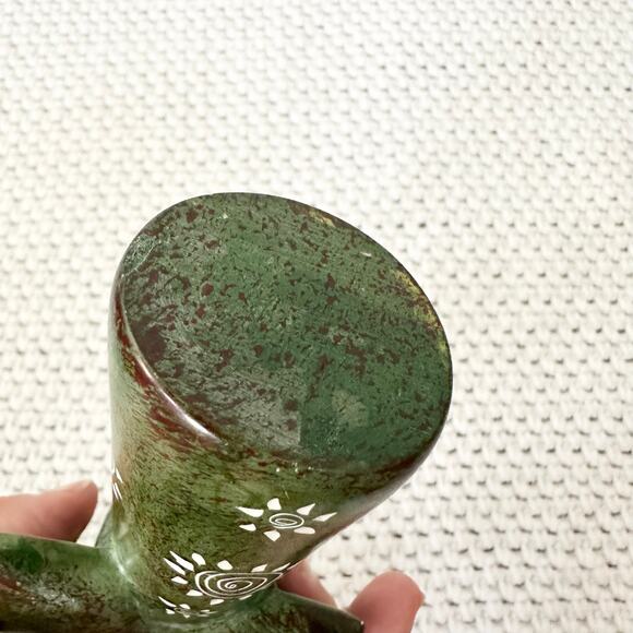 Green Soapstone Praying Folded Hands Angel Figurine Statue Etched Stars Sun 6.5" - Picture 8 of 8